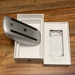 Apple Magic Mouse 2